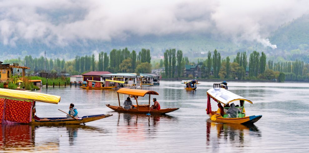 Kashmir-Tour-Travelsthan (2)